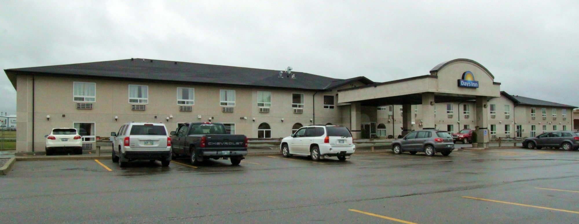 Days Inn & Suites By Wyndham Thompson Εξωτερικό φωτογραφία