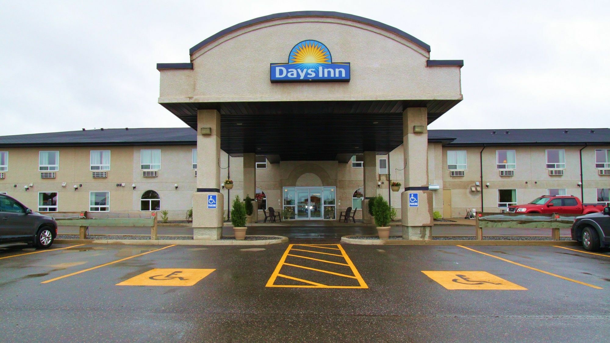 Days Inn & Suites By Wyndham Thompson Εξωτερικό φωτογραφία